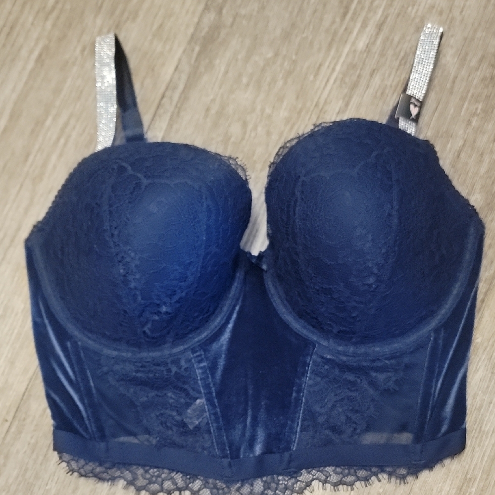Victoria's Secret Blue Lace Bra with Underwire Support